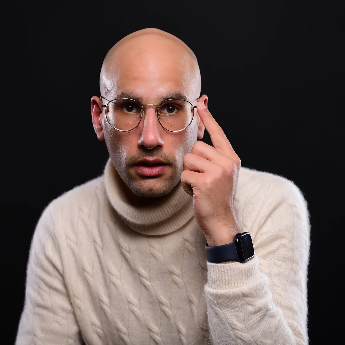 Martin R. Tschapke — Founder & CMO